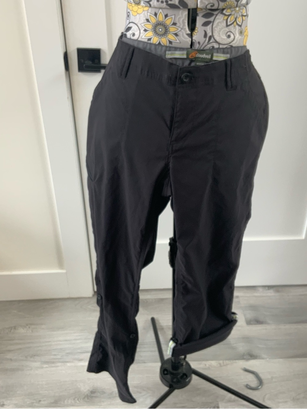 Cloudveil Women's Black Cropped Outdoor Pants